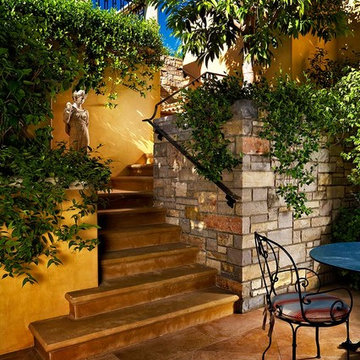 Lush Pool Courtyard