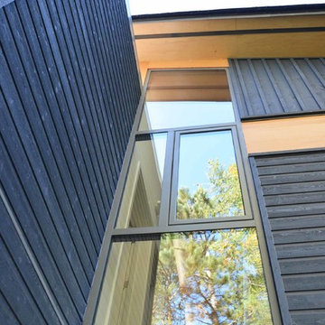 Floor to Ceiling Windows & Lake Views