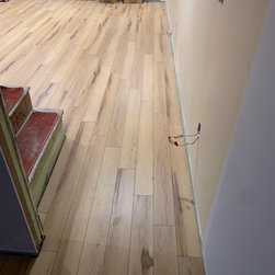 Vinyl - Vinyl Flooring