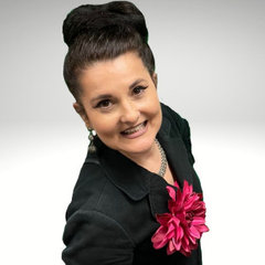 Kimberly Barton, REALTOR