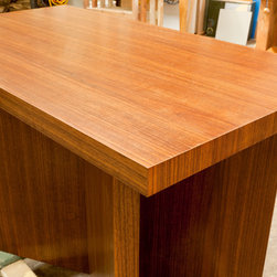Figure 8 Tables - Side Tables And End Tables
