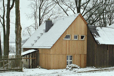 Inspiration for a country home design in Dresden.