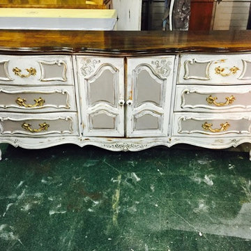 Shabby Restore finished antique dresser.