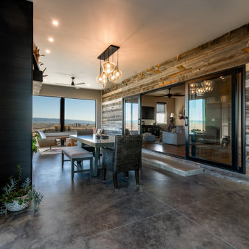 Flexible Living and Dining Room