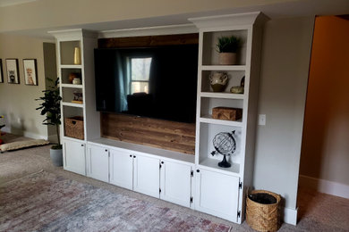 Inspiration for a craftsman family room remodel in Atlanta