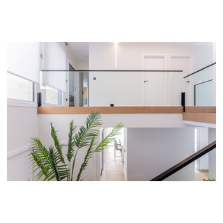 La casa de las dornas - Contemporary - Hall - Other - by Lara ...