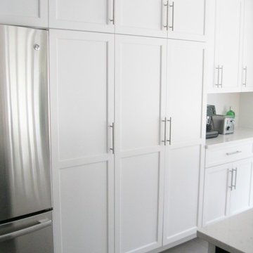 Contemporay White Reface Kitchen