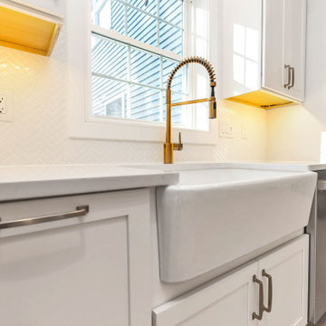 Bedford, Blue & White Shaker Kitchen