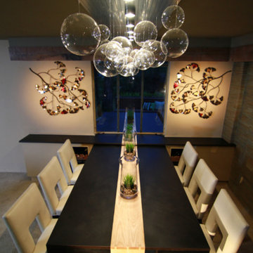 HGTV / DIY Network's Elbow Room Season 1