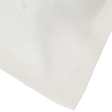 Linens and Tableware