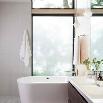 Barcode House Primary Bath