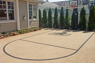 This is an example of a traditional landscaping in New York.