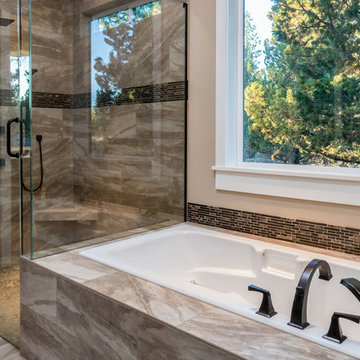 Luxurious & Modern Craftsman Style Woodsy Home in Bend, Oregon
