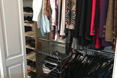 Example of a mid-sized classic closet design in San Francisco