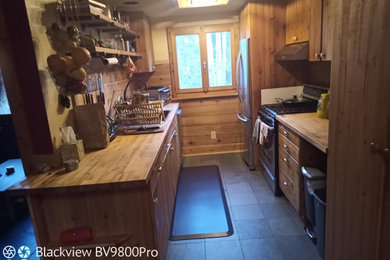 Custom Kitchen & Bath - Rustic Cabin