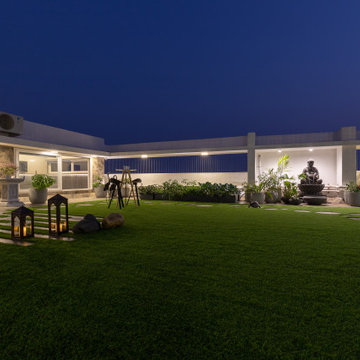Luxurious Penthouse by Midas Touch Concepts