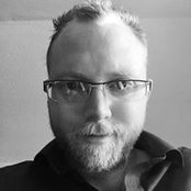 Nick Earp's photo