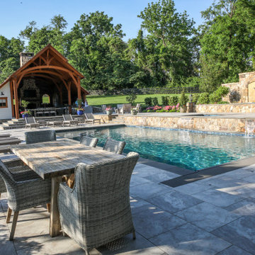 Poolside Paradise!
