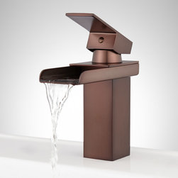 NANKA SINGLE-HOLE WATERFALL FAUCET - Bathroom Sink Faucets