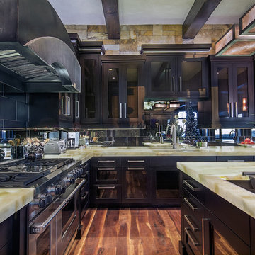 Luxurious Residence - Kitchen
