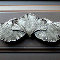 Gorgeous Ginkgo Leaf Pull - Home Decor