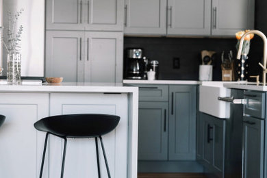 Inspiration for a modern kitchen remodel in Denver