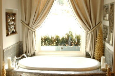 Example of a bathroom design in Charlotte
