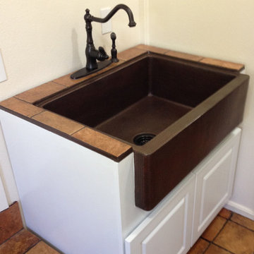 30" Hammered Copper Apron Front Single Basin Kitchen Sink (KASDB30229)