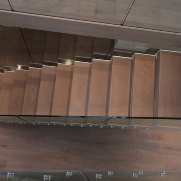 Zigzag and cantilever staircases.