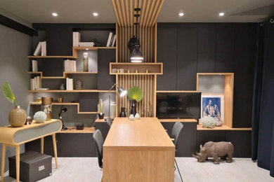 Idées déco pour une très grande maison scandinave.