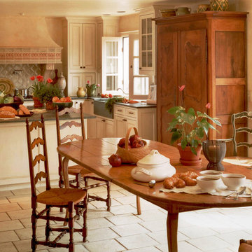 French Allure Kitchen