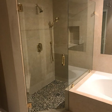 Gaithersburg Frameless 135 Degree and Frameless Mirror