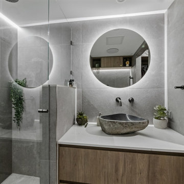 Bold & Beautiful Apartment