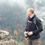 James R's photo