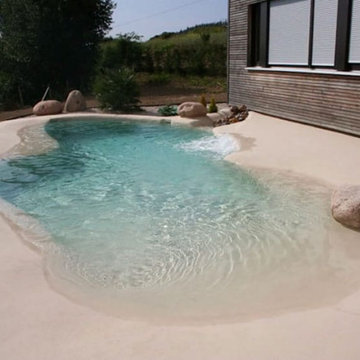 Minimalist Contemporary Sand Pool