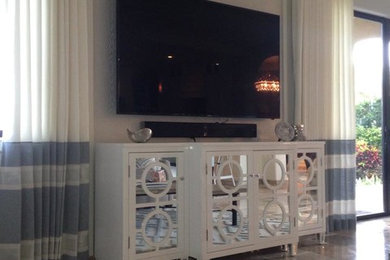 Inspiration for a transitional living room remodel in Miami
