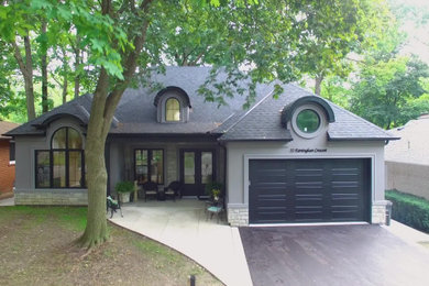 Custom Bungalow: Farningham Cres