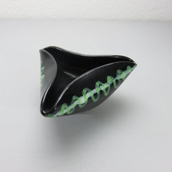 Cenicero triangular a&ntilde;os 60 verde y negro - Decorative Bowls