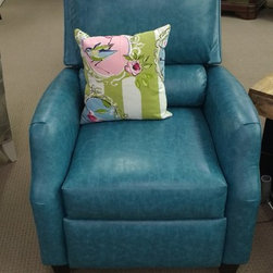 Norwalk Electric Reclining Chair - Recliner Chairs