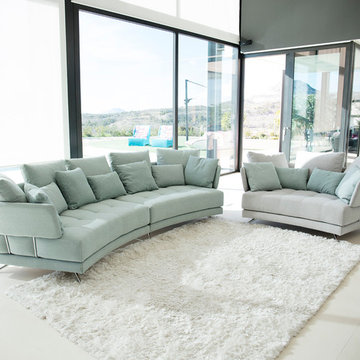 Pacific Modular Sectional Sofa by Famaliving California
