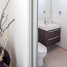 Grady's Bathroom