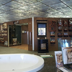 NOLAND SHOWROOM SELECTIONS - Bath Products