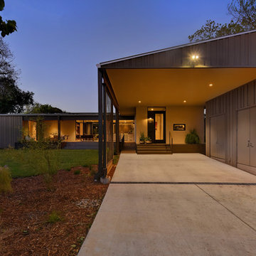 Laura Britt Design: Highland Park West New Construction Twilight