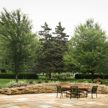 Outdoor Entertainment Patio & Pergola