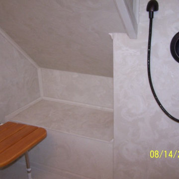 Faust Shower under stairs