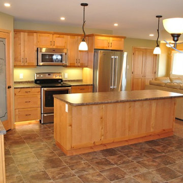 BM-15 Traditional Custom Home - Manitoba
