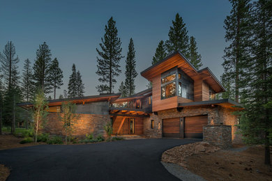 Contemporary exterior home idea in Las Vegas