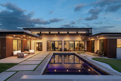 Example of a minimalist pool design in Seattle