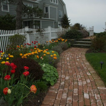 Shoreline Cottage Garden