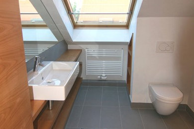 Modernes Badezimmer in Frankfurt am Main